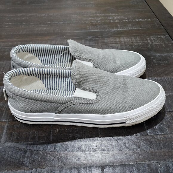CONVERSE ALL STAR WOMENS' SLIP ON GRAY SHOES-SIZE 8-GREAT CONDITION! - Picture 3 of 8
